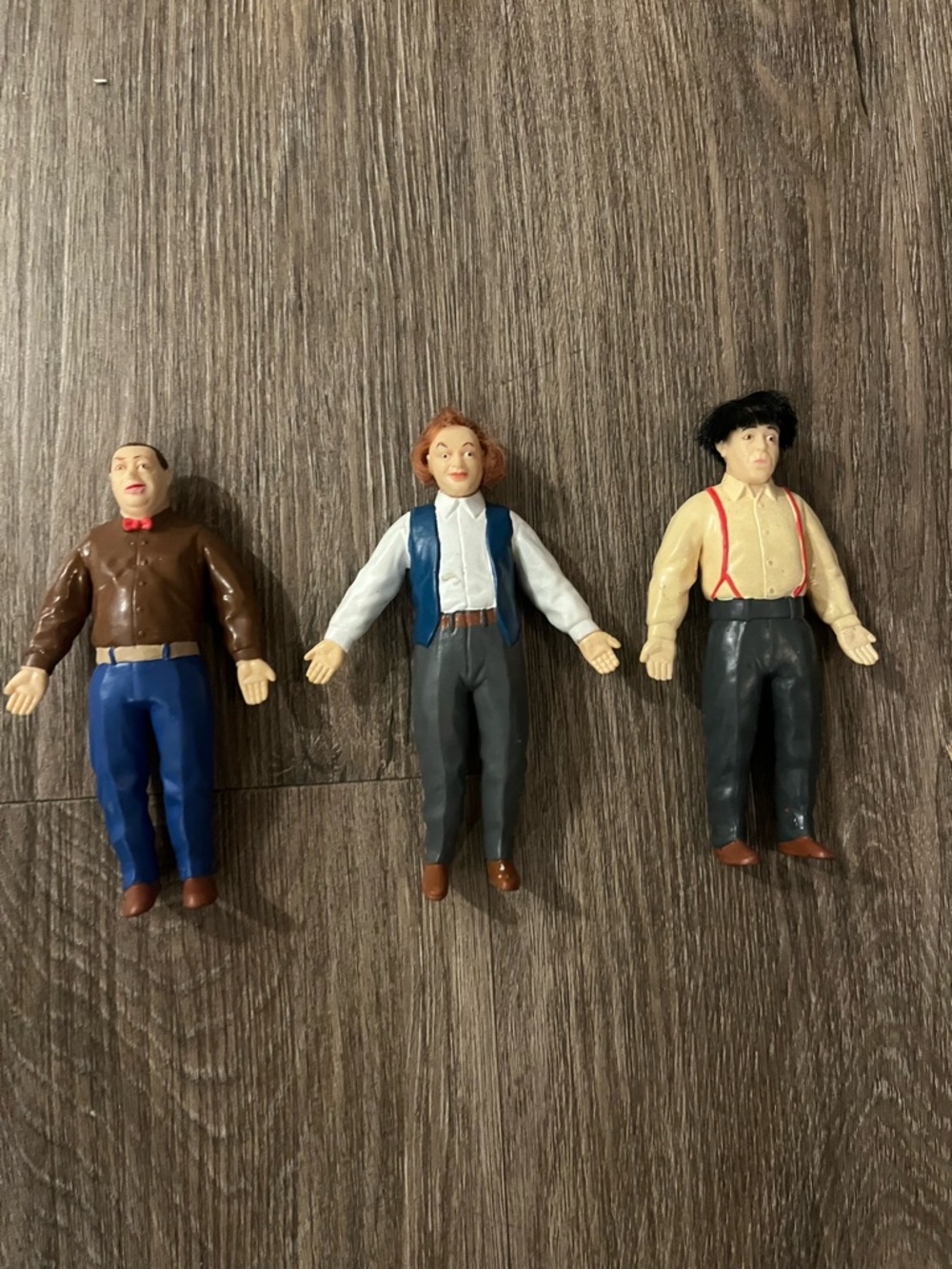3-Stooges 5" Rubber Bendables Figures With Curly License Shelf